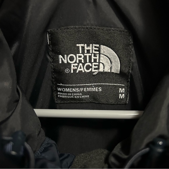 The North Face Women's Dark Blue Puffer Jacket - Picture 3 of 4